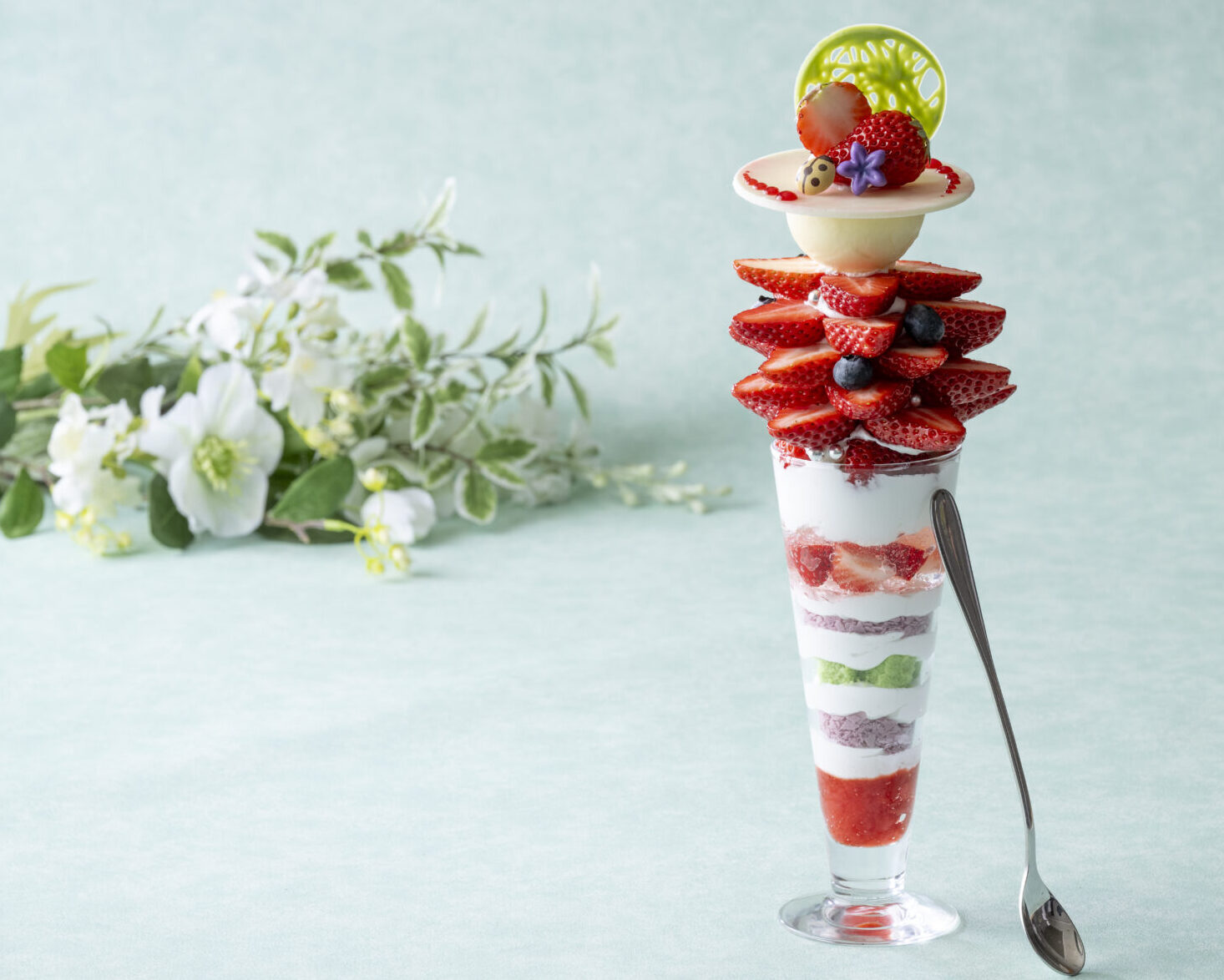 【3.4月 限定】春薫る あまおうの苺パフェ