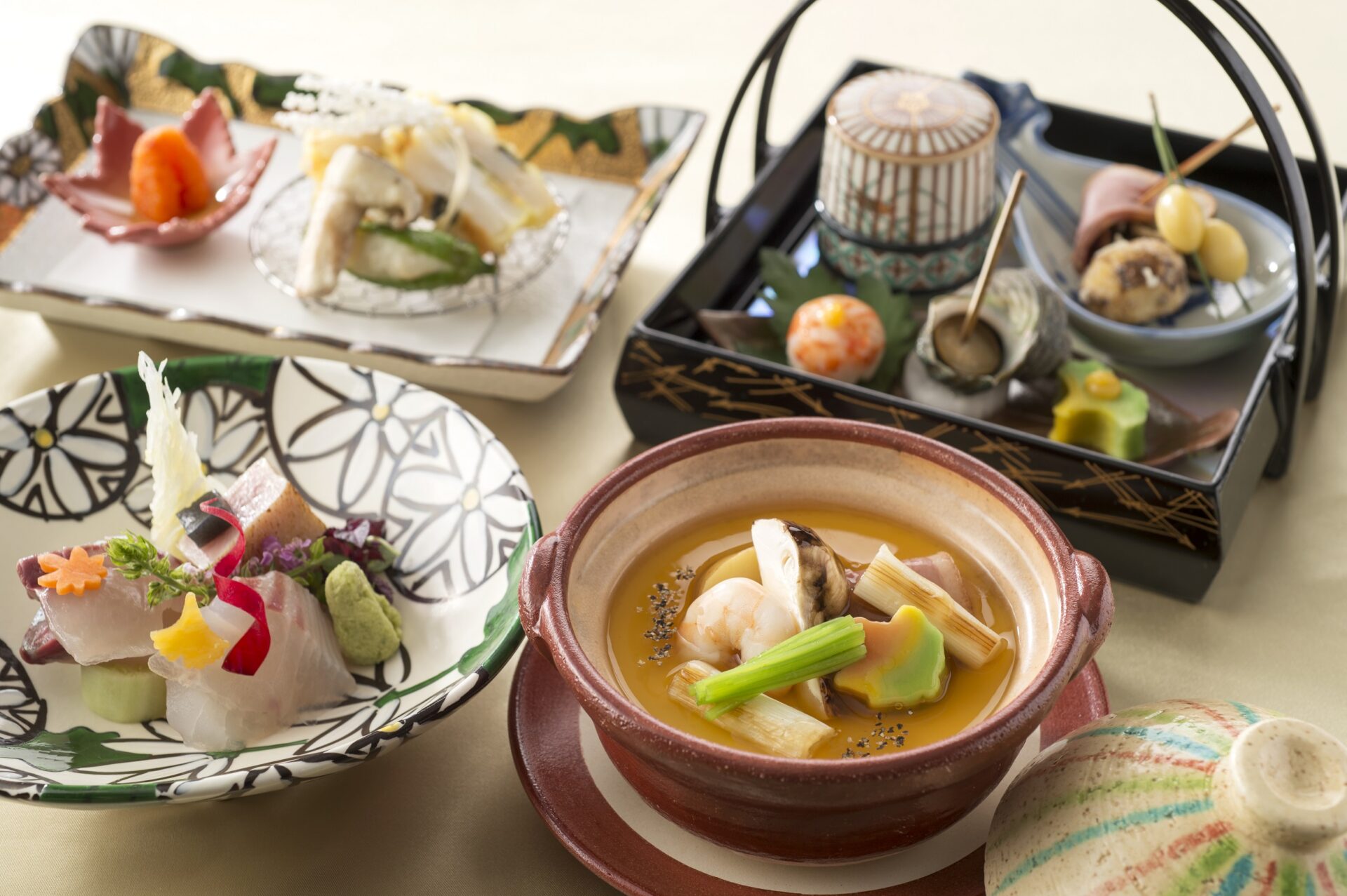 松茸香る秋の味覚コース　※御予約制